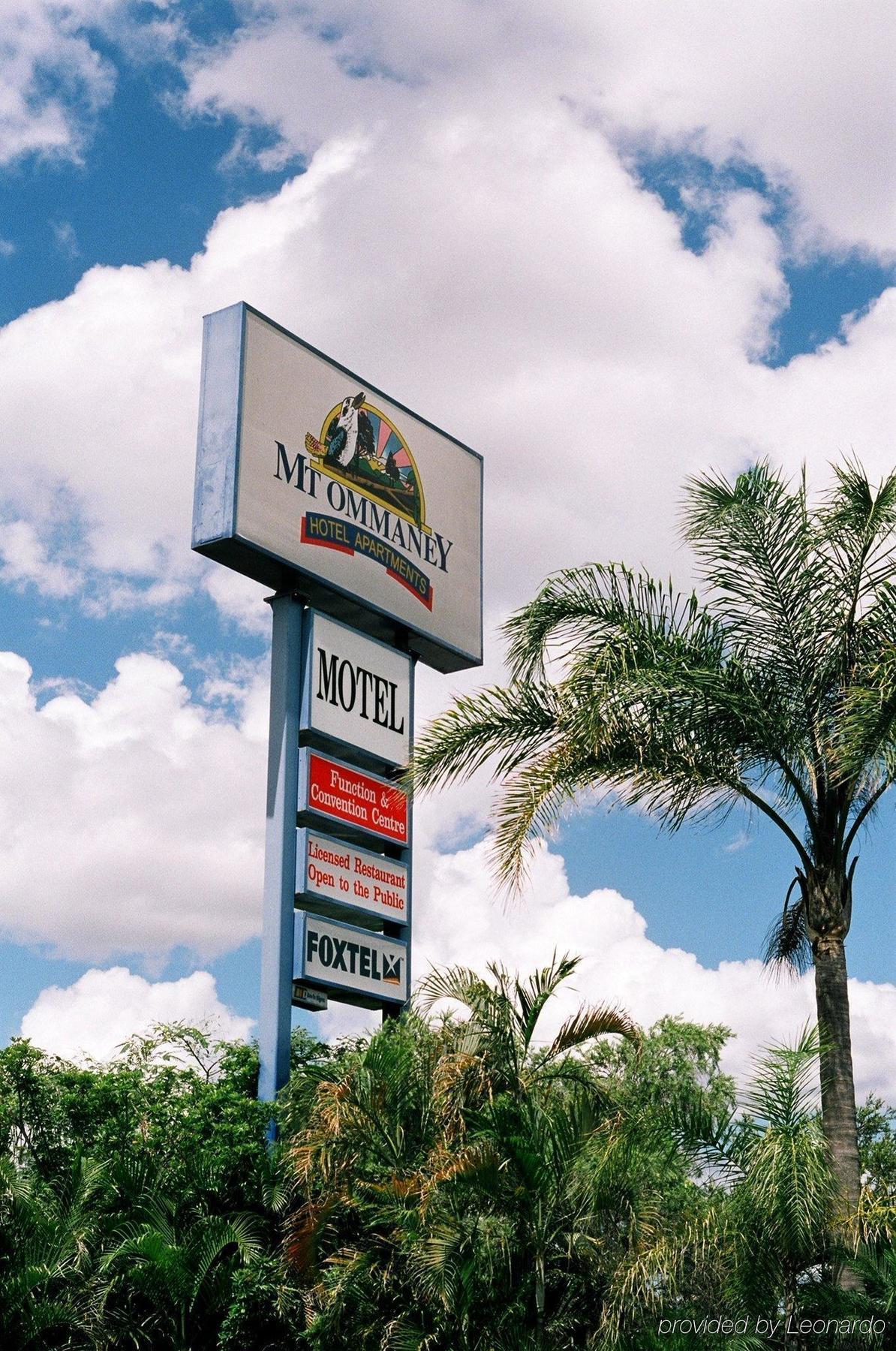 Mt Ommaney Hotel Apartments Brisbane Ngoại thất bức ảnh